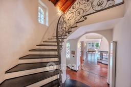 Villa in Via XXV Aprile 10