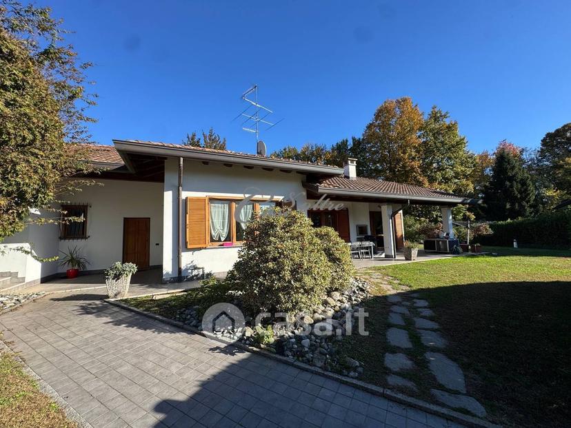 Villa in Strada Privata delle Acacie 16 — foto 27 di 33