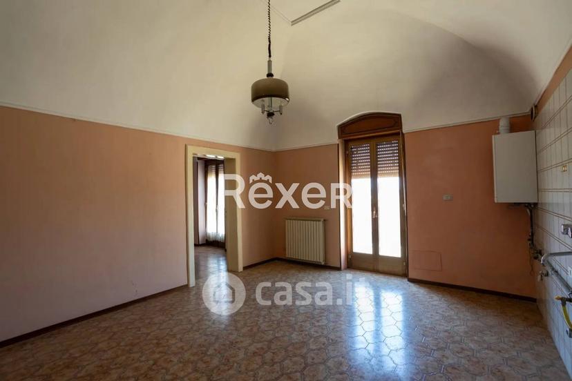 Quadrilocale in Piazza Caduti 8 — foto 17 di 27