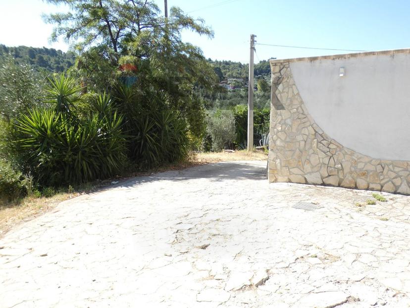 Quadrilocale in Contrada Costella — foto 11 di 36