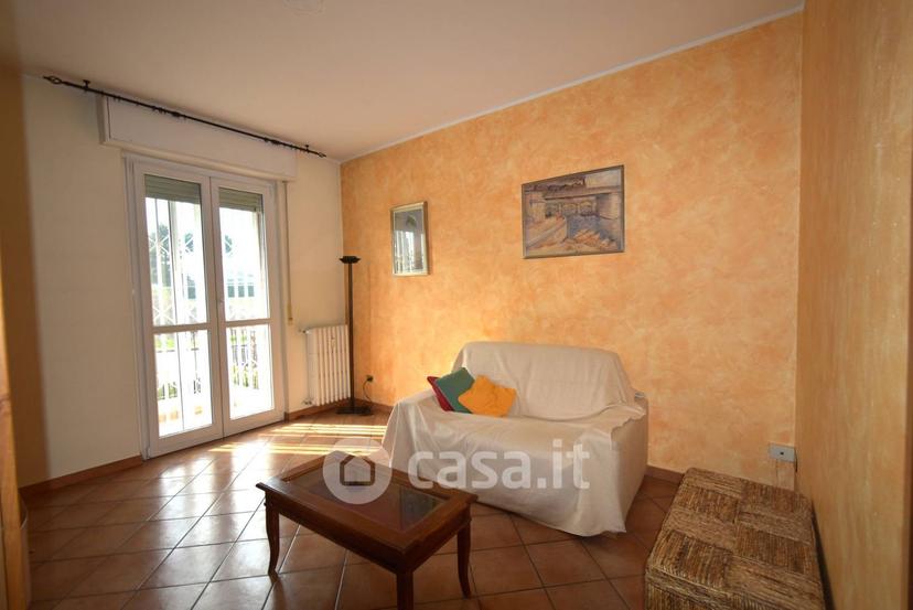 Trilocale in Via Silvio Pellico 4 — foto 12 di 29
