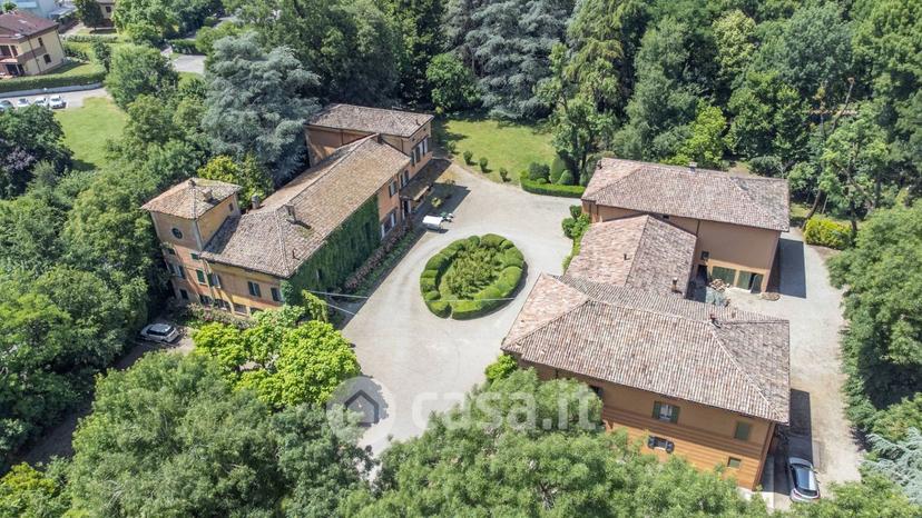Villa in Via Castelnuovo Rangone — foto 101 di 101
