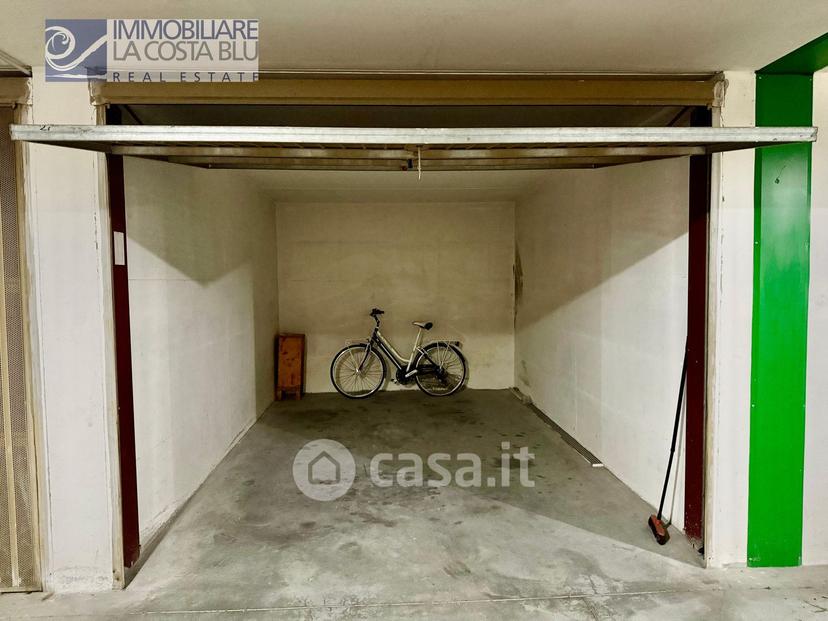 Trilocale in Via Zignago — foto 9 di 22