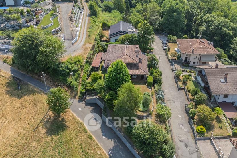 Villa in Via Gianni Rodari 69 — foto 36 di 73