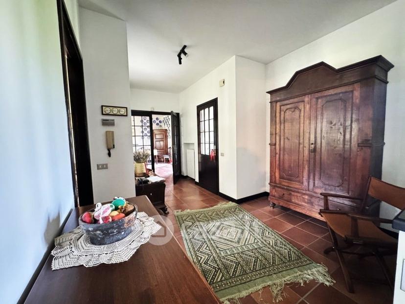Villa in Viale Cristoforo Colombo 43 — foto 49 di 53