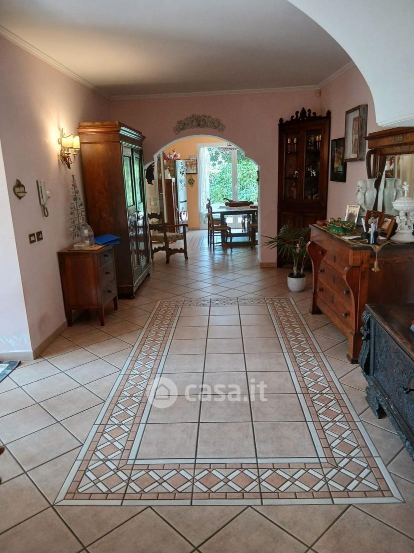 Villa in Via Madonna degli Angeli — foto 11 di 69