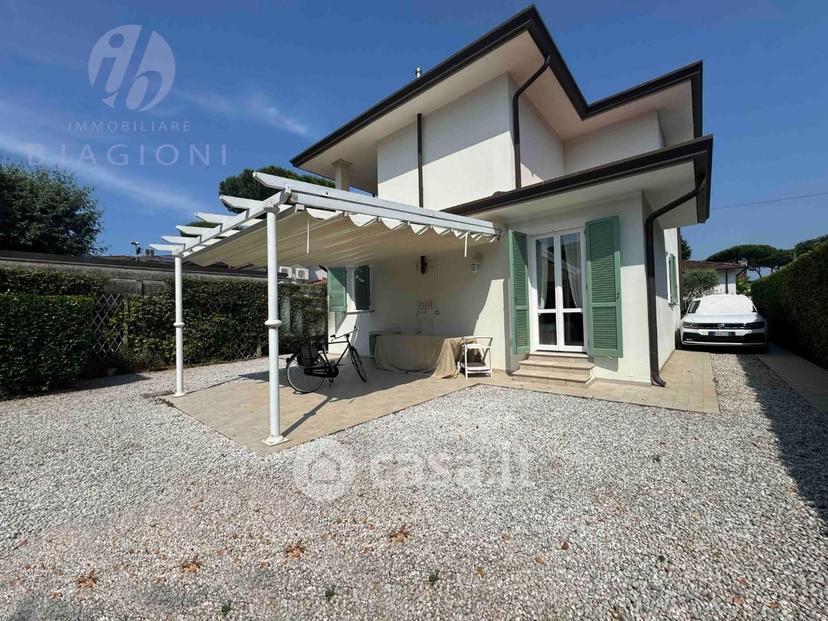 Villa in Via Cortona 120 — foto 33 di 37