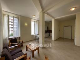 Trilocale in Viale Nazario Sauro 5