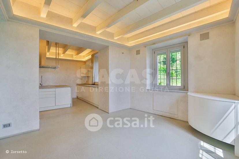Villa in Via Belvedere 37 — foto 54 di 95