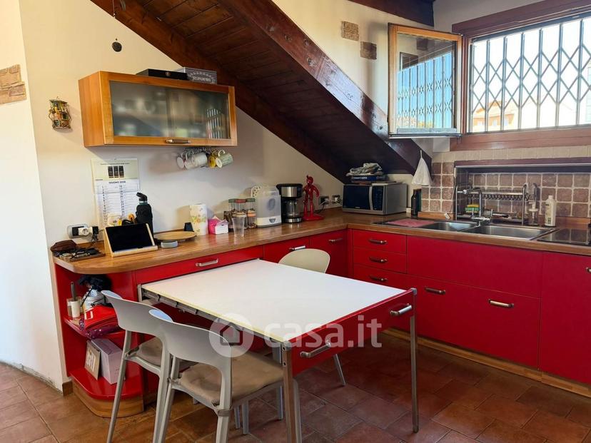 Trilocale in Via Bruno Buozzi 56 — foto 27 di 45