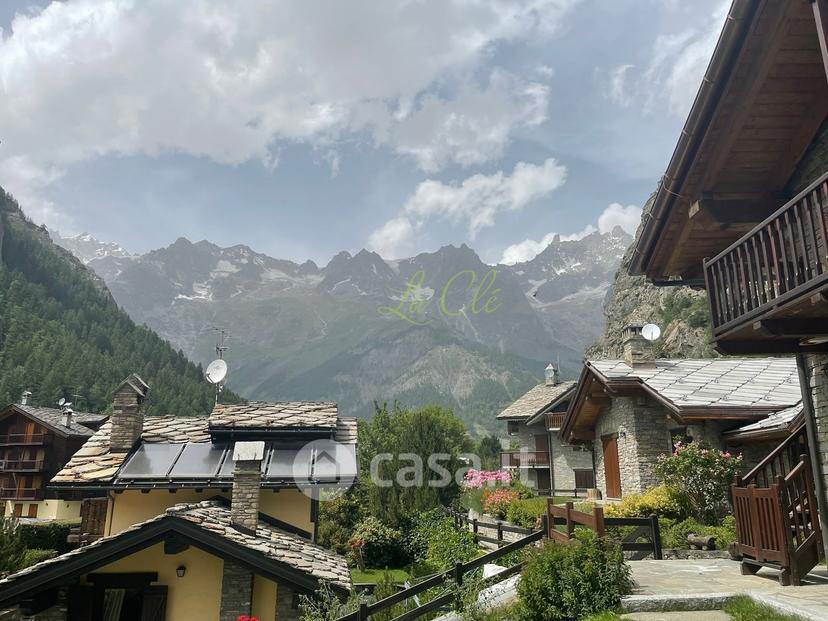 Trilocale in Via Col Ferret 6 — foto 20 di 35