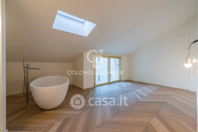 Trilocale in Via Antonio Gramsci 34 — foto 2 di 24