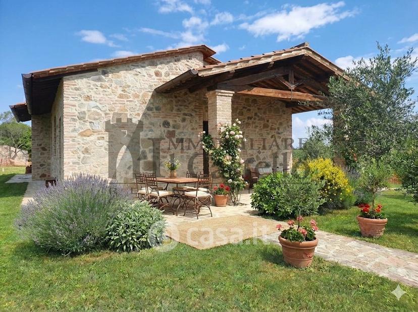 Villa in Località Carraia — foto 8 di 10