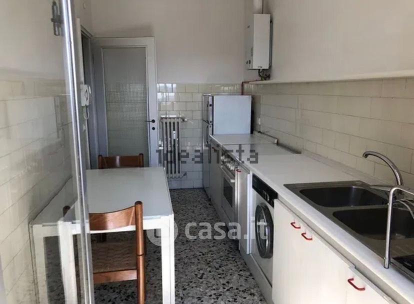 Stanza in Via Don Rodrigo 6 — foto 5 di 5