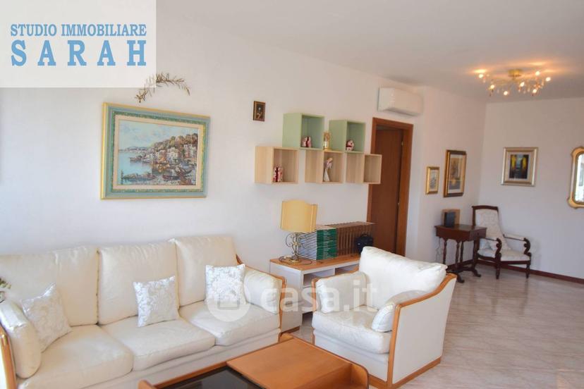 Trilocale in Via Aurelia Nord 200 — foto 18 di 28