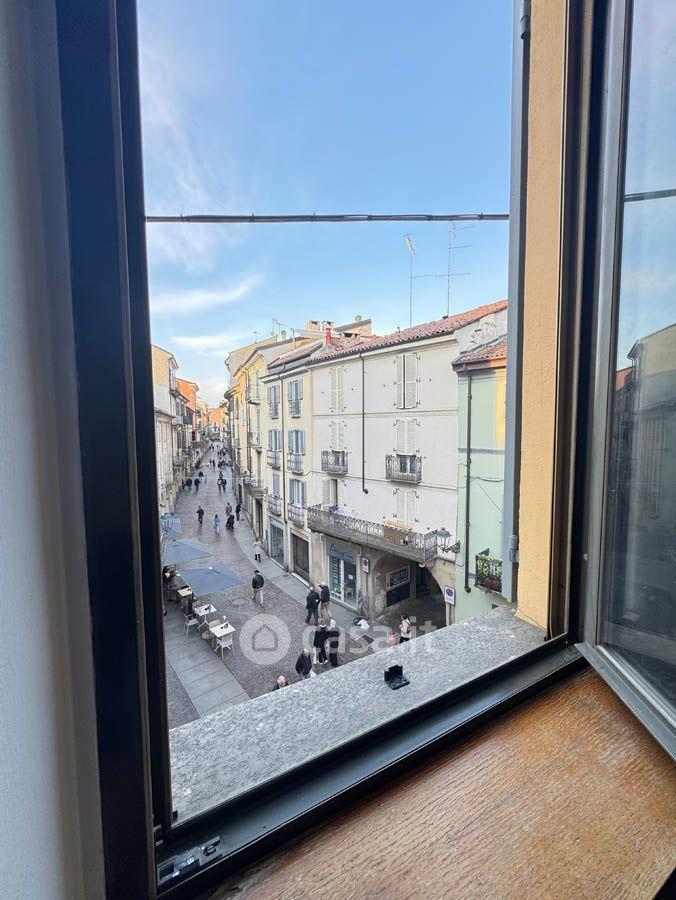 Appartamento in Vicolo Gattinara 20 — foto 23 di 38