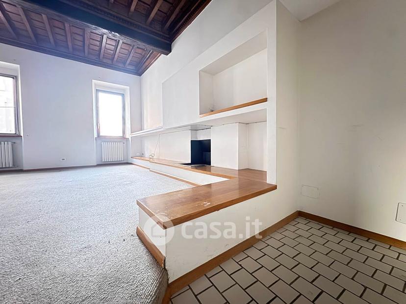 Appartamento in Vicolo Gattinara 20 — foto 12 di 38