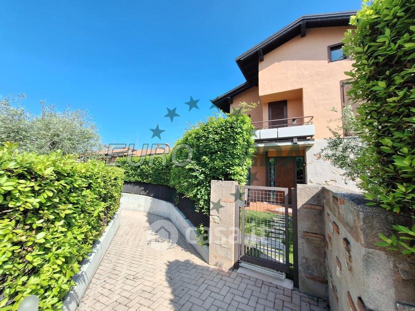Villa in Via Dosso 10 — foto 3 di 60