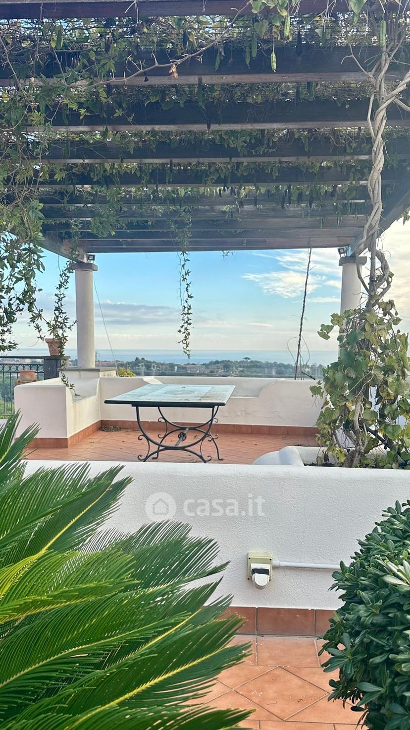Villa in Via Brinzio 20 — foto 22 di 36