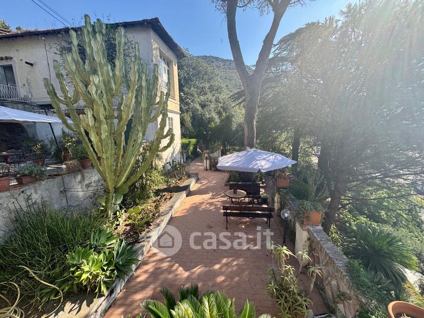 Villa in Via Appia 104 /200 — foto 58 di 136