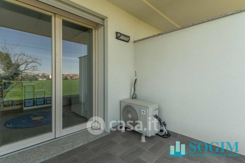 Quadrilocale in Via San Carlo 28 — foto 8 di 36