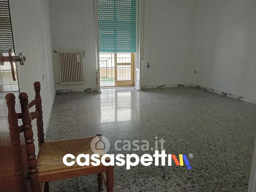 Trilocale in Via Luigi Miccoli — foto 16 di 21