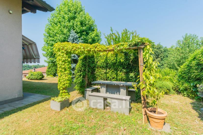 Villa in Via Gianni Rodari 69 — foto 60 di 73