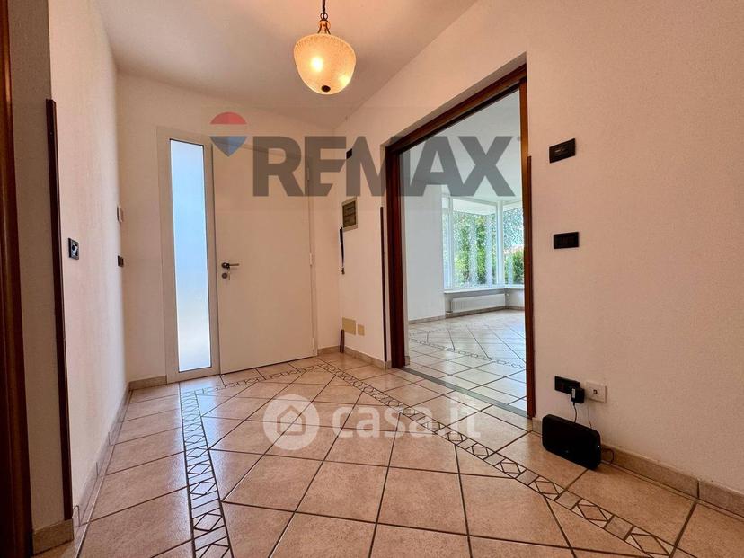 Villa in Via Guglielmo Marconi 22 — foto 14 di 28