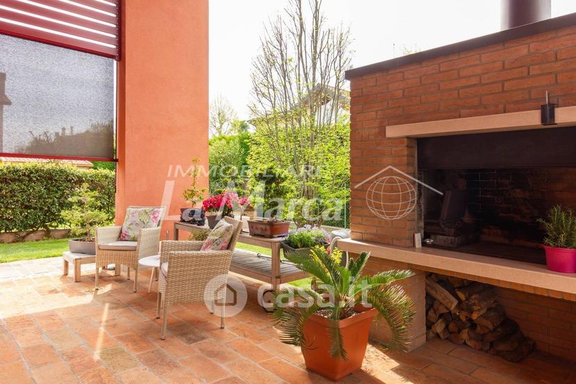 Villa in Via Osoppo 13 — foto 24 di 33