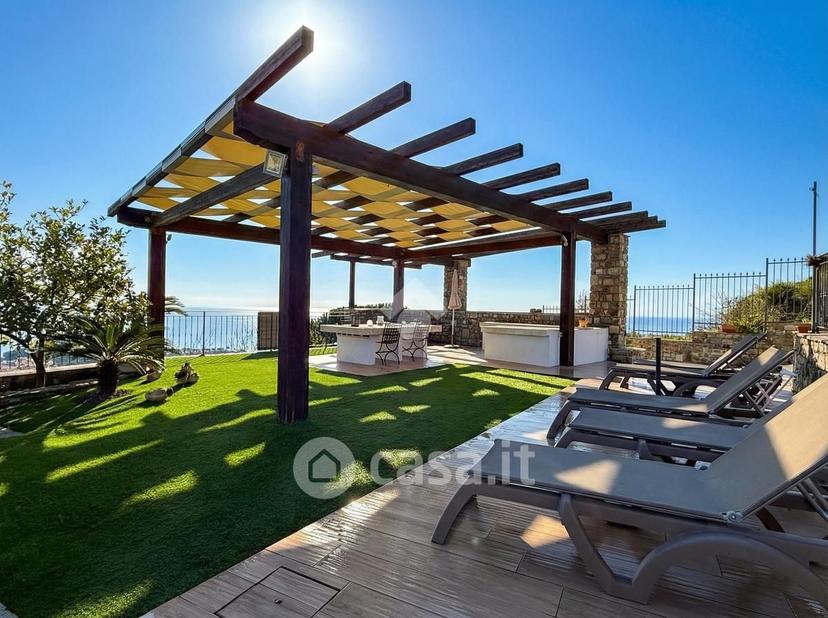 Villa in Strada Civezza 49 — foto 28 di 50