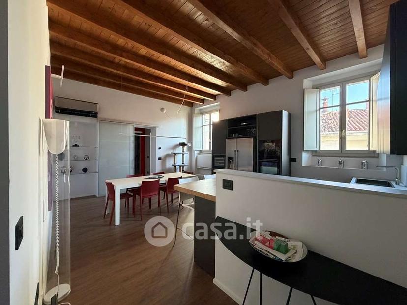 Trilocale in Via Simone del Pozzo 9 — foto 7 di 30