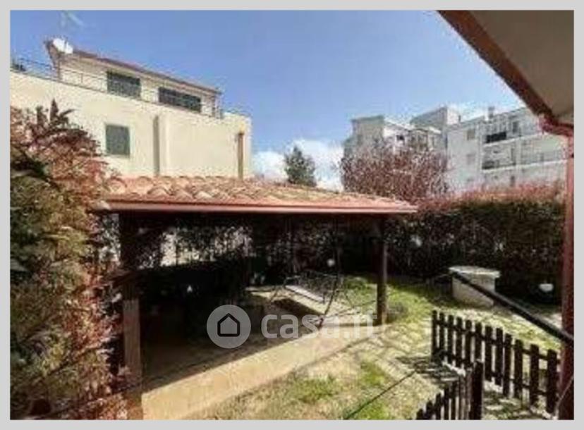 Villa in Via Lanzillotti — foto 31 di 33