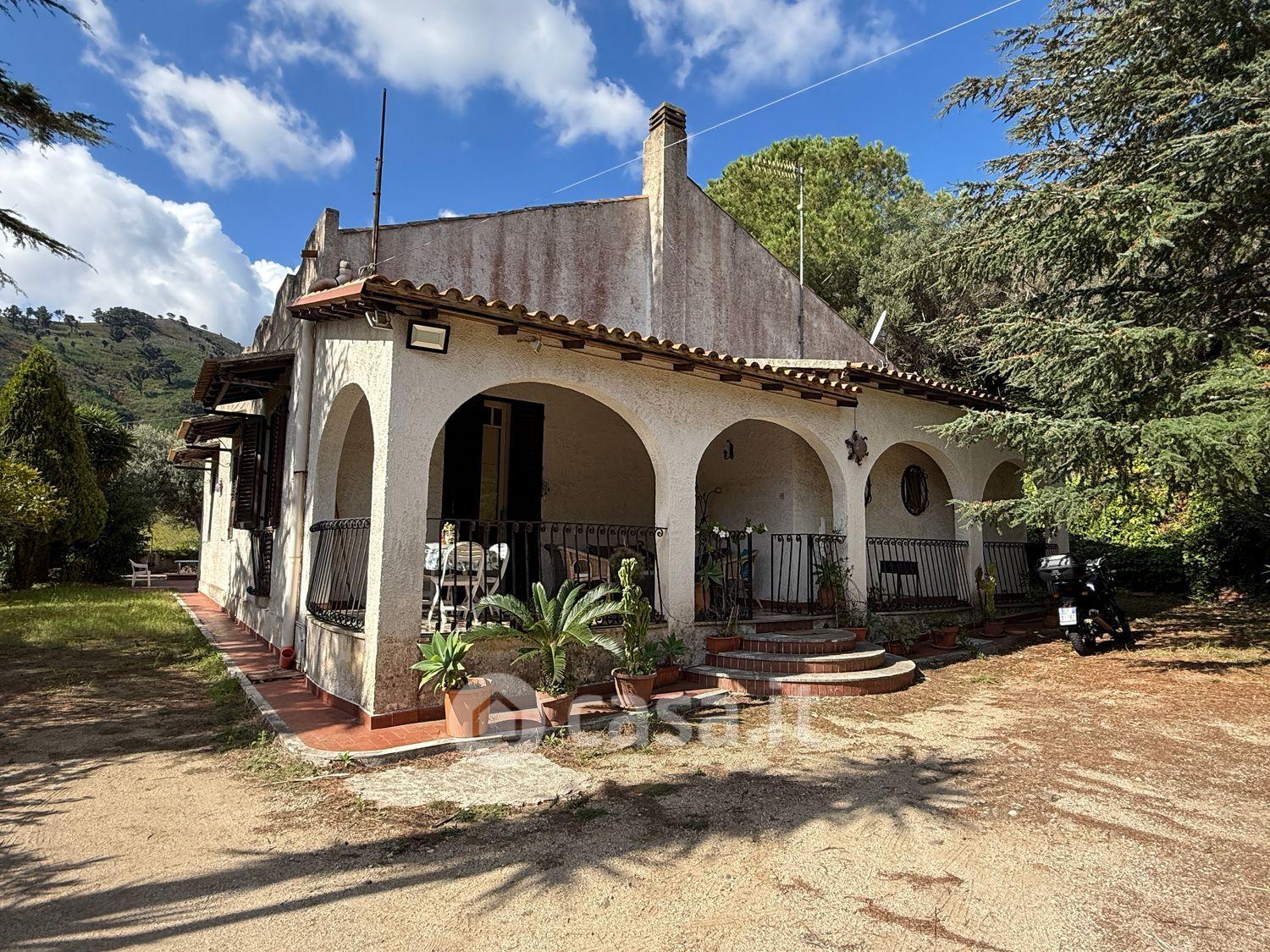 Villa in Località Marotta 47