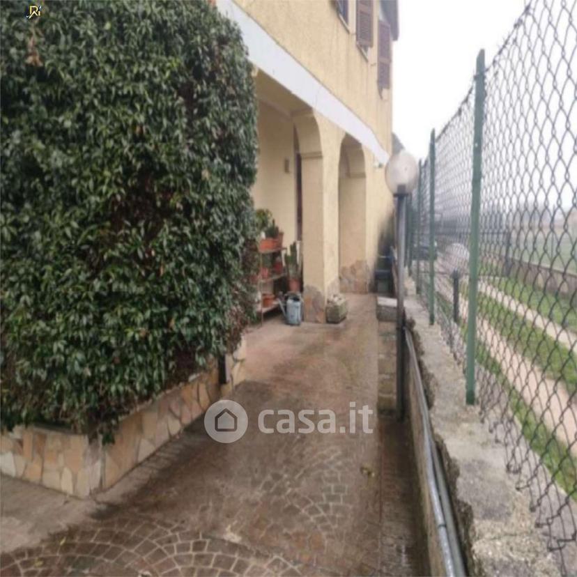 Quadrilocale in Via di Casa Colonnella 146 — foto 28 di 31