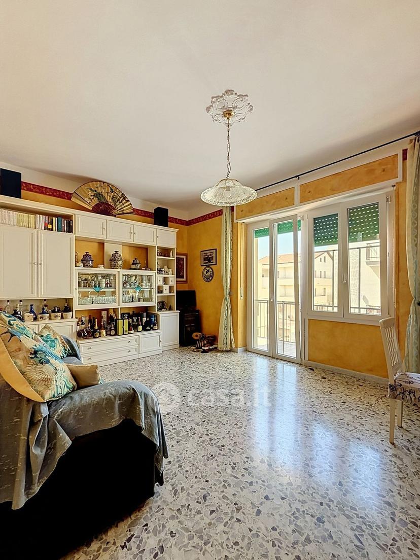 Quadrilocale in Via Tarragona — foto 13 di 31