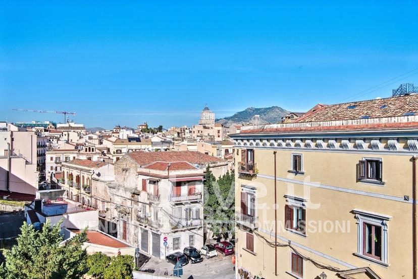 Quadrilocale in Piazzetta Sant'Agata alla Guilla 7 — foto 2 di 40