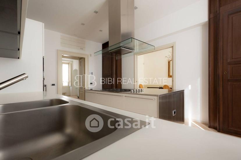Trilocale in Via Massimo d'Azeglio 11 — foto 42 di 49