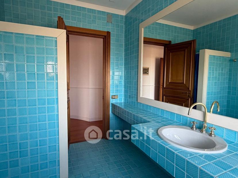 Appartamento in Corso Vittorio Emanuele 122 — foto 16 di 35