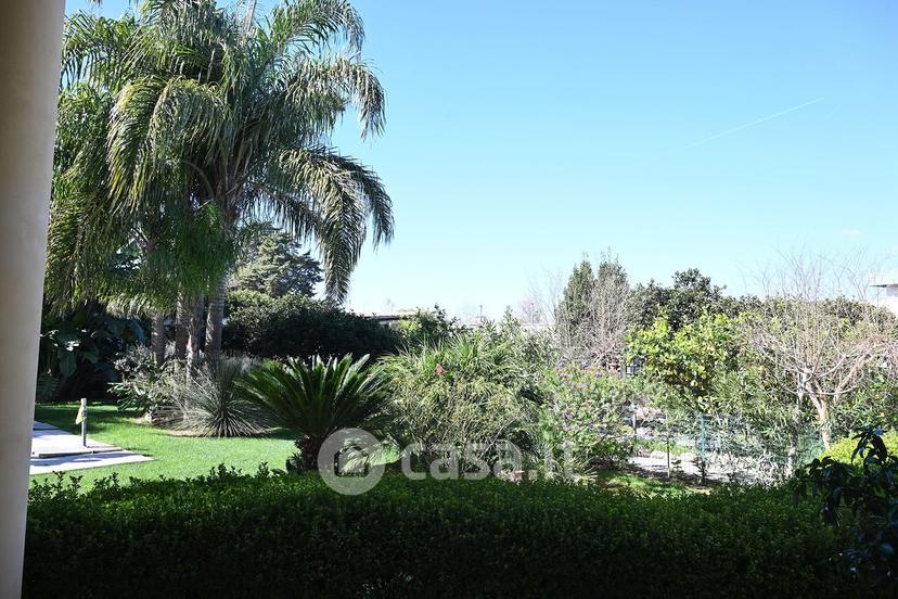 Villa in Via Giulio Cesare 62 — foto 7 di 105