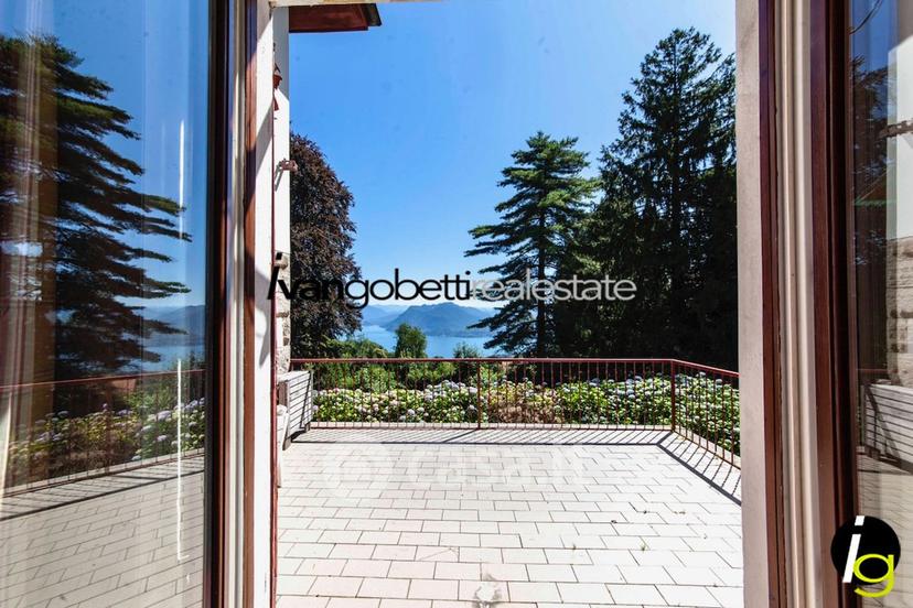 Villa in Viale Mottino 17 — foto 21 di 116