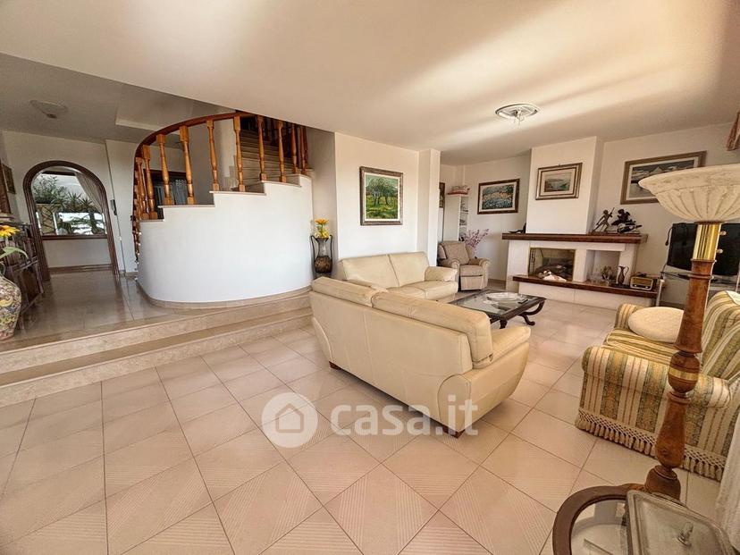 Villa in Via Remigio Paone 7 I — foto 37 di 62