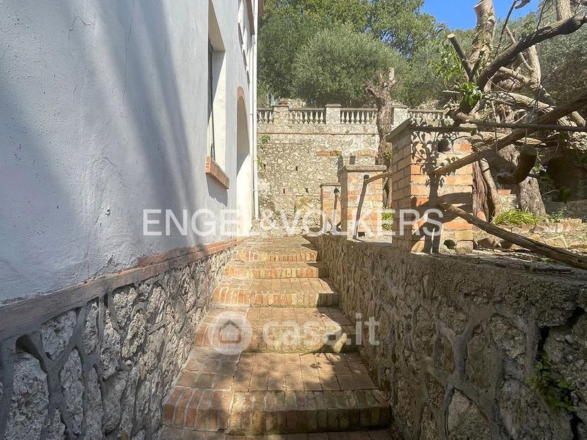 Villa in Via Antonio Sebastiani — foto 16 di 25