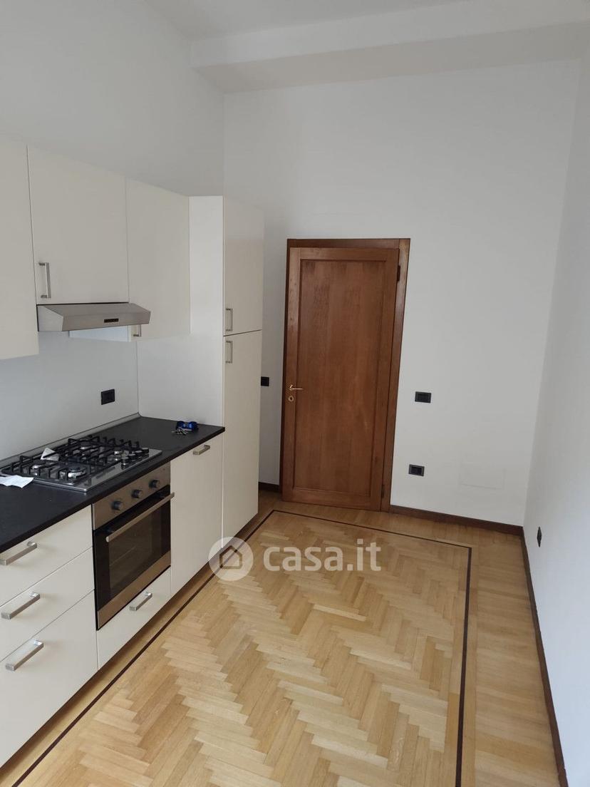 Quadrilocale in Via Beato Luca Belludi — foto 2 di 29
