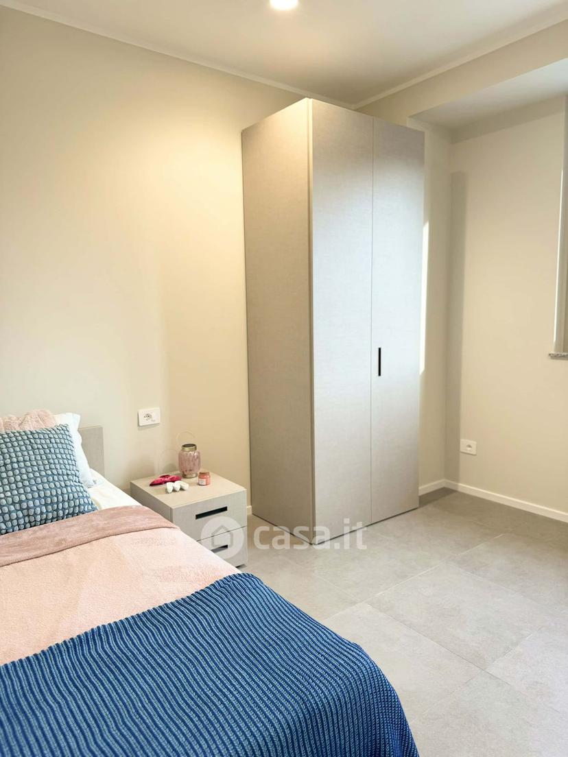 Stanza in Via San Giovanni Bosco — foto 18 di 27