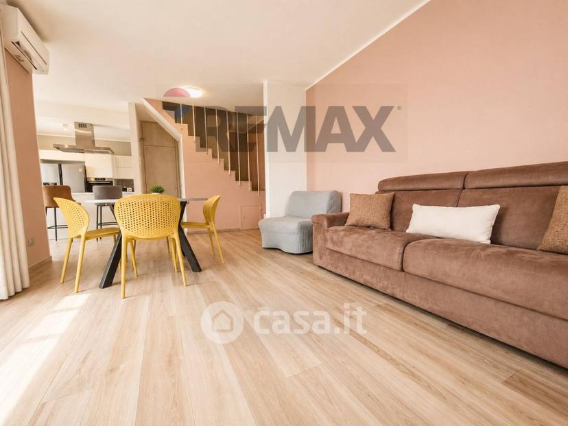 Trilocale in Via Fratelli Scavini 500 — foto 18 di 23