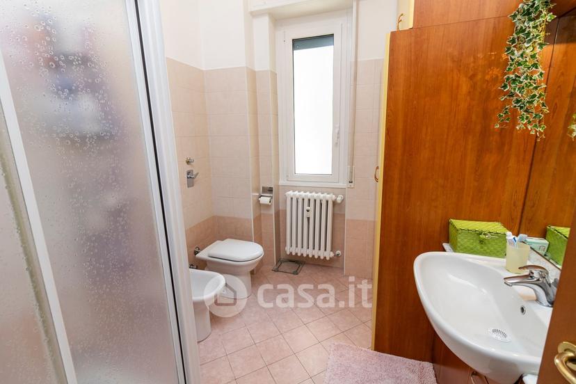 Bilocale in Via Alessandro Manzoni 33 — foto 10 di 49