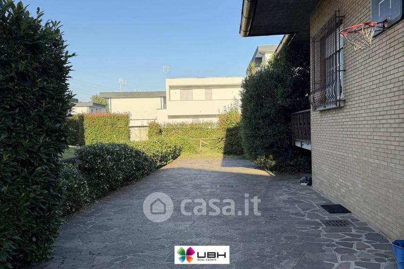 Appartamento in Via Prealpi 10 — foto 13 di 26