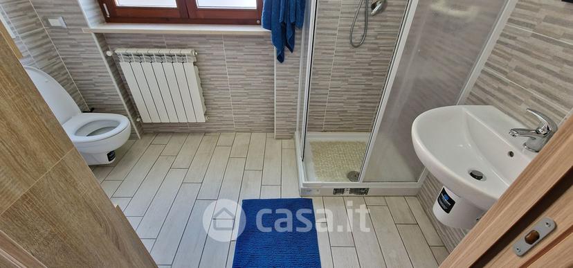 Stanza in Viale Cappuccini 3 — foto 21 di 72