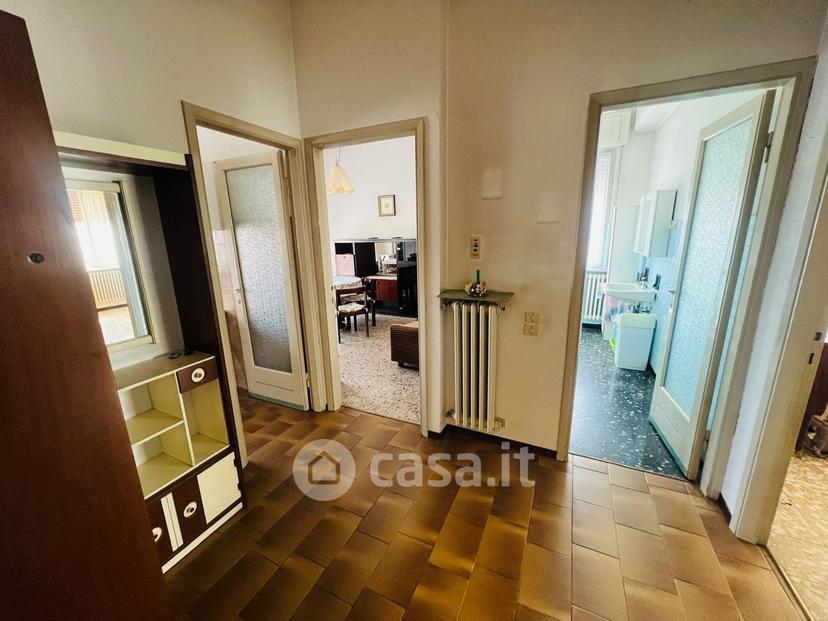 Trilocale in Via Prealpi — foto 19 di 23