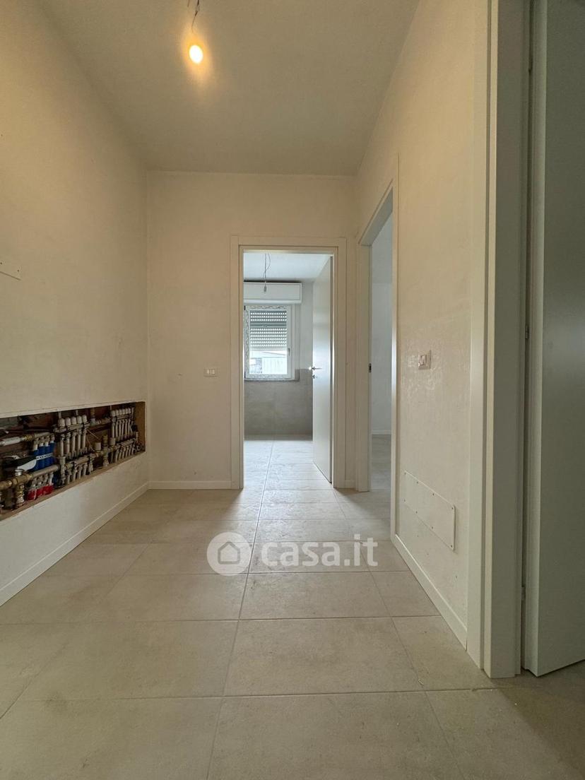 Trilocale in Via Remo Massara — foto 2 di 16